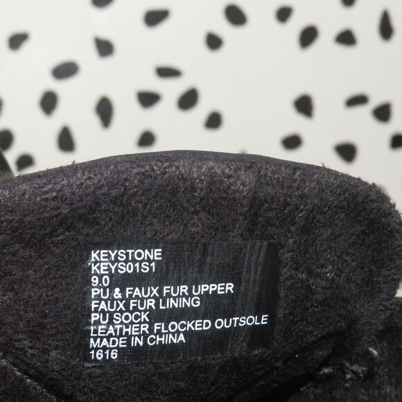 Steve Madden Black Keystone Lug Faux Fur Trim Hiker Boots - Picture 8 of 9